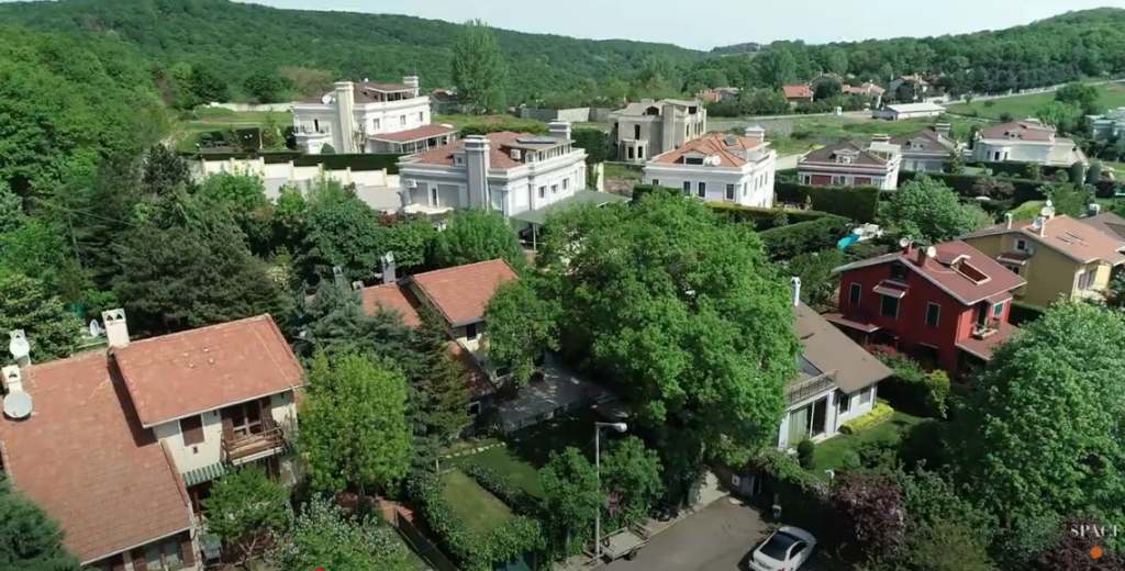 Zekeriyaköy'ün Modern Bina Yapısı ve Yaşam Tarzı